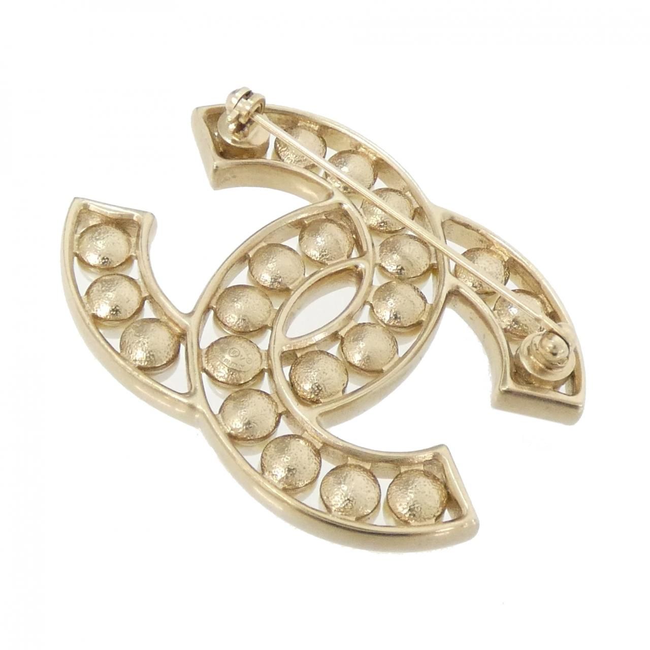 Chanel Brooch Gold — view 2
