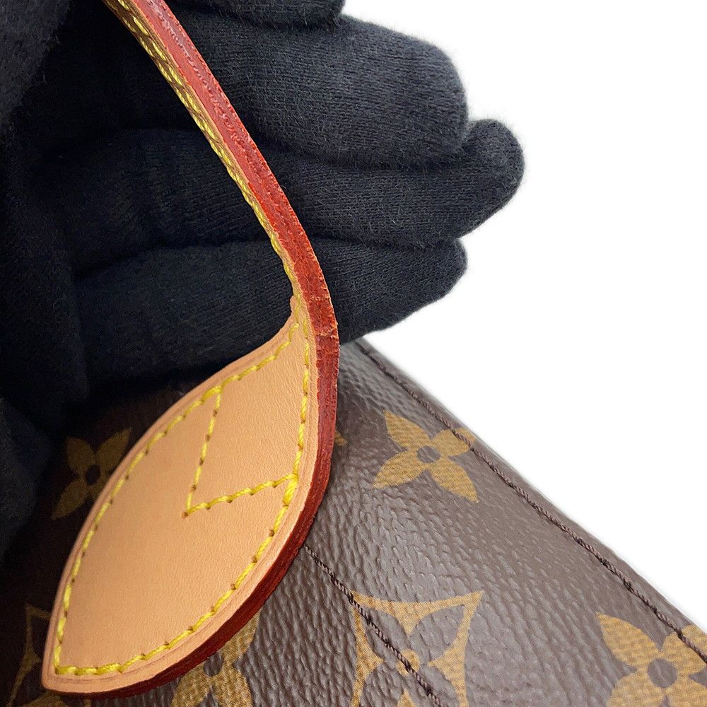 Louis Vuitton Tote Monogram Carry — view 6