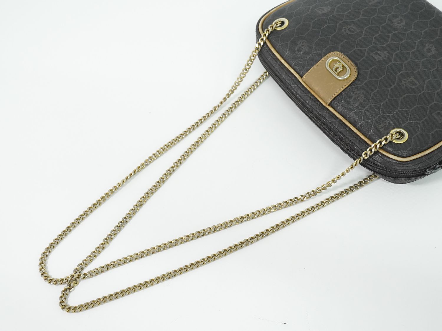 Dior Honeycomb Pattern Chain Shoulder Bag Pochette Black — view 4