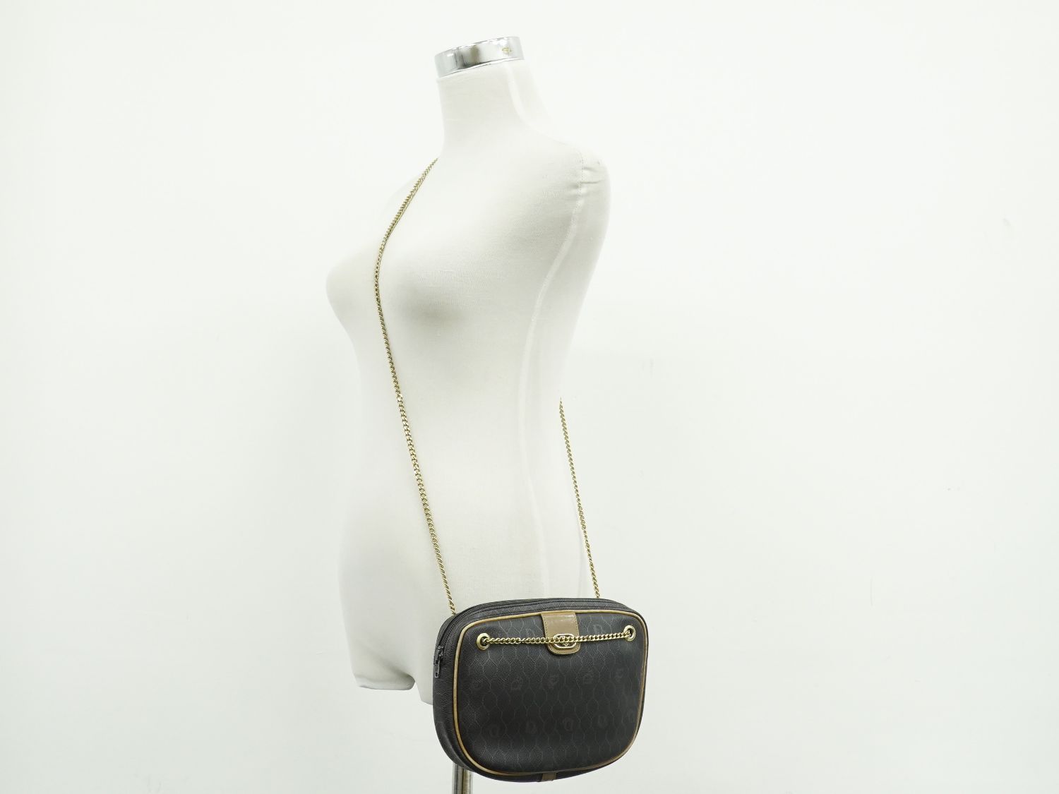 Dior Honeycomb Pattern Chain Shoulder Bag Pochette Black — view 6