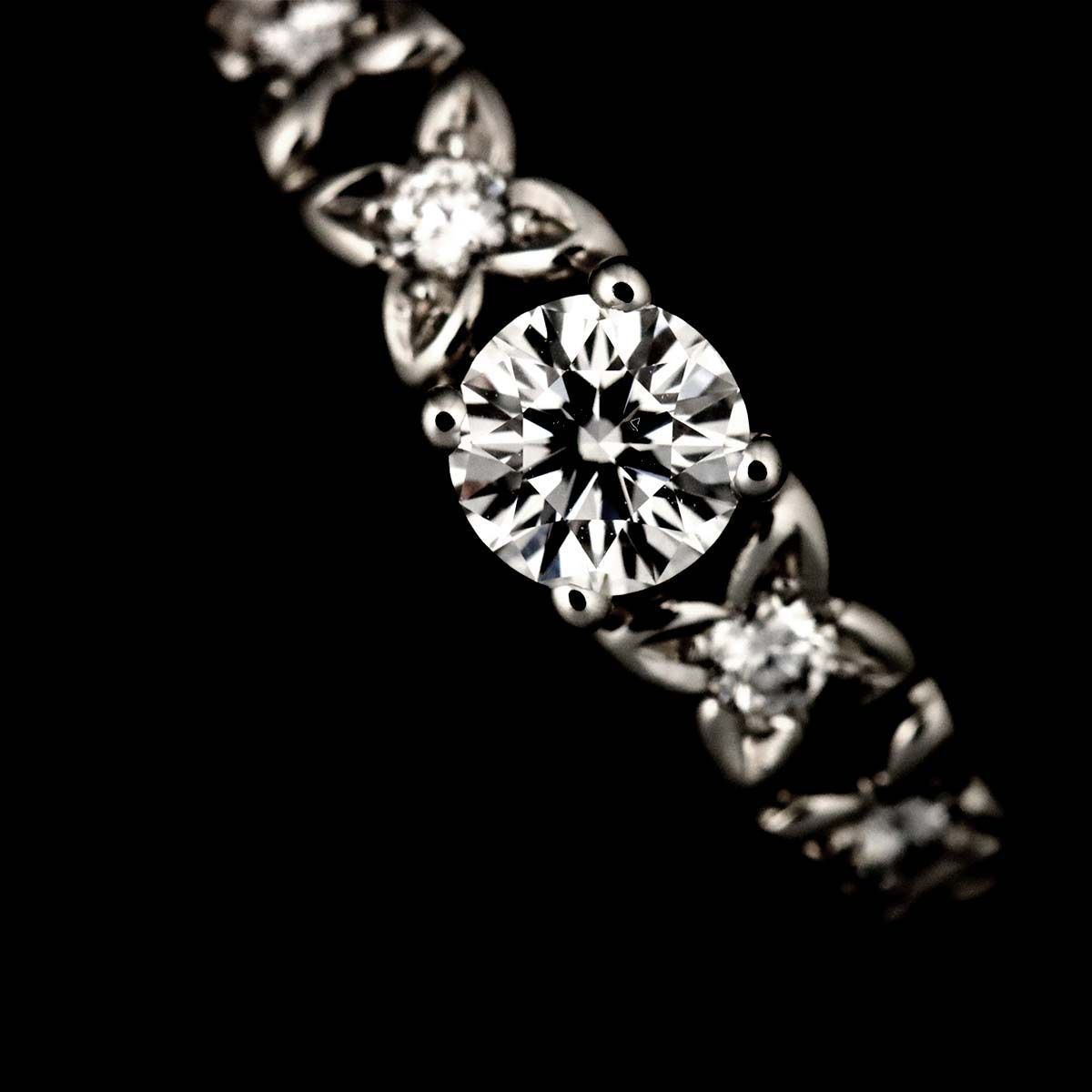 Dior Ring Diamond Pt Platinum