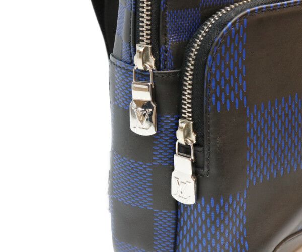Louis Vuitton Damier Infini Avenue Sling — view 6