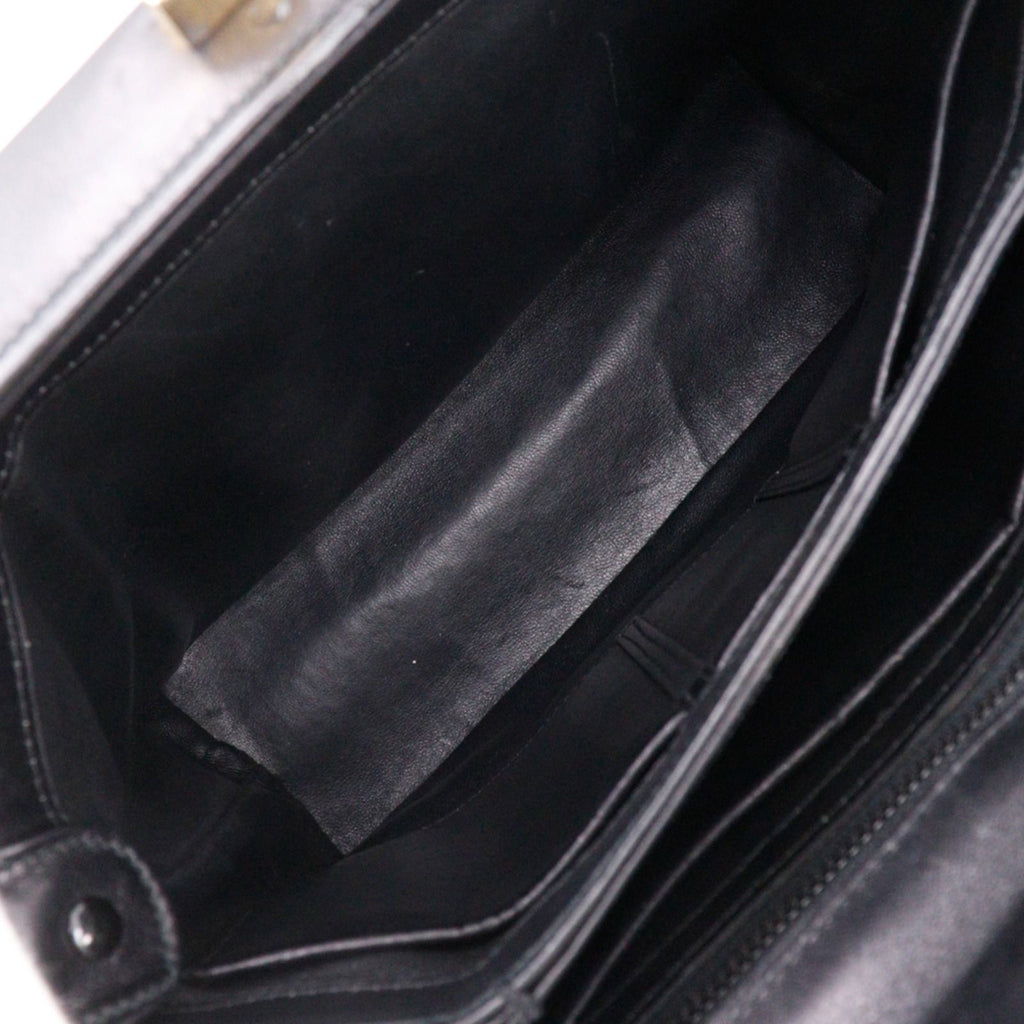 Gucci Vintage Leather Black Shoulder Bag — view 6