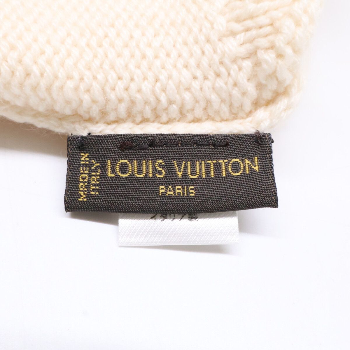 Louis Vuitton Monogram Cashmere Mink Scarf & Knit — view 5