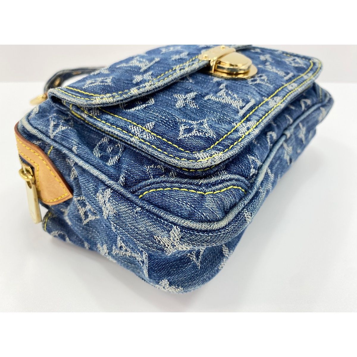 Louis Vuitton Shoulder Bag Monogram Denim — view 6