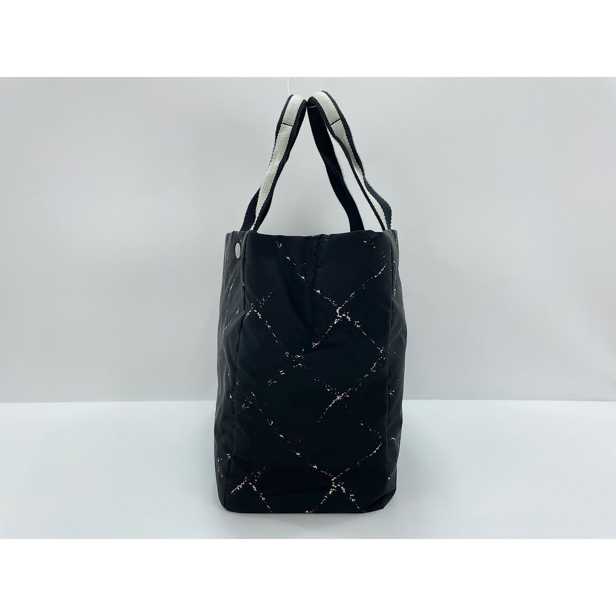 Chanel Tote Nylon Travel Line — view 4