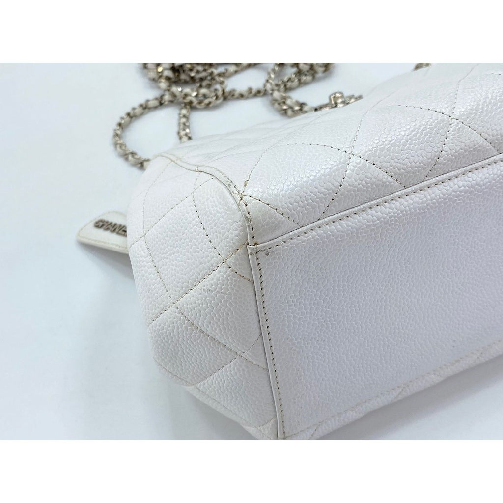 Chanel Shoulder Bag Caviar Leather Quilted — view 7