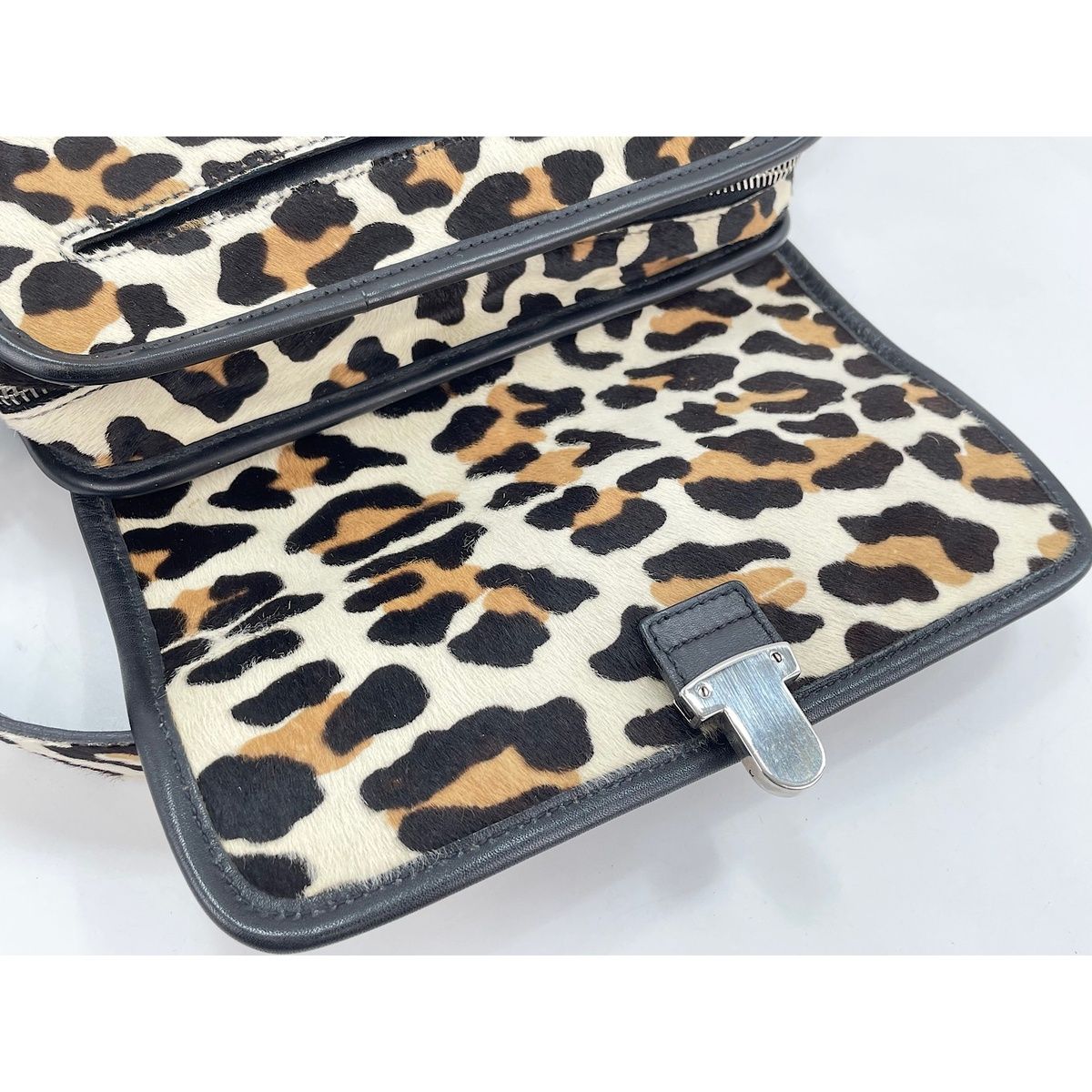 Prada Shoulder Bag Calf Hair — view 9