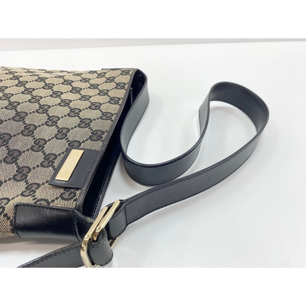 Gucci Shoulder Bag GG Canvas — view 9