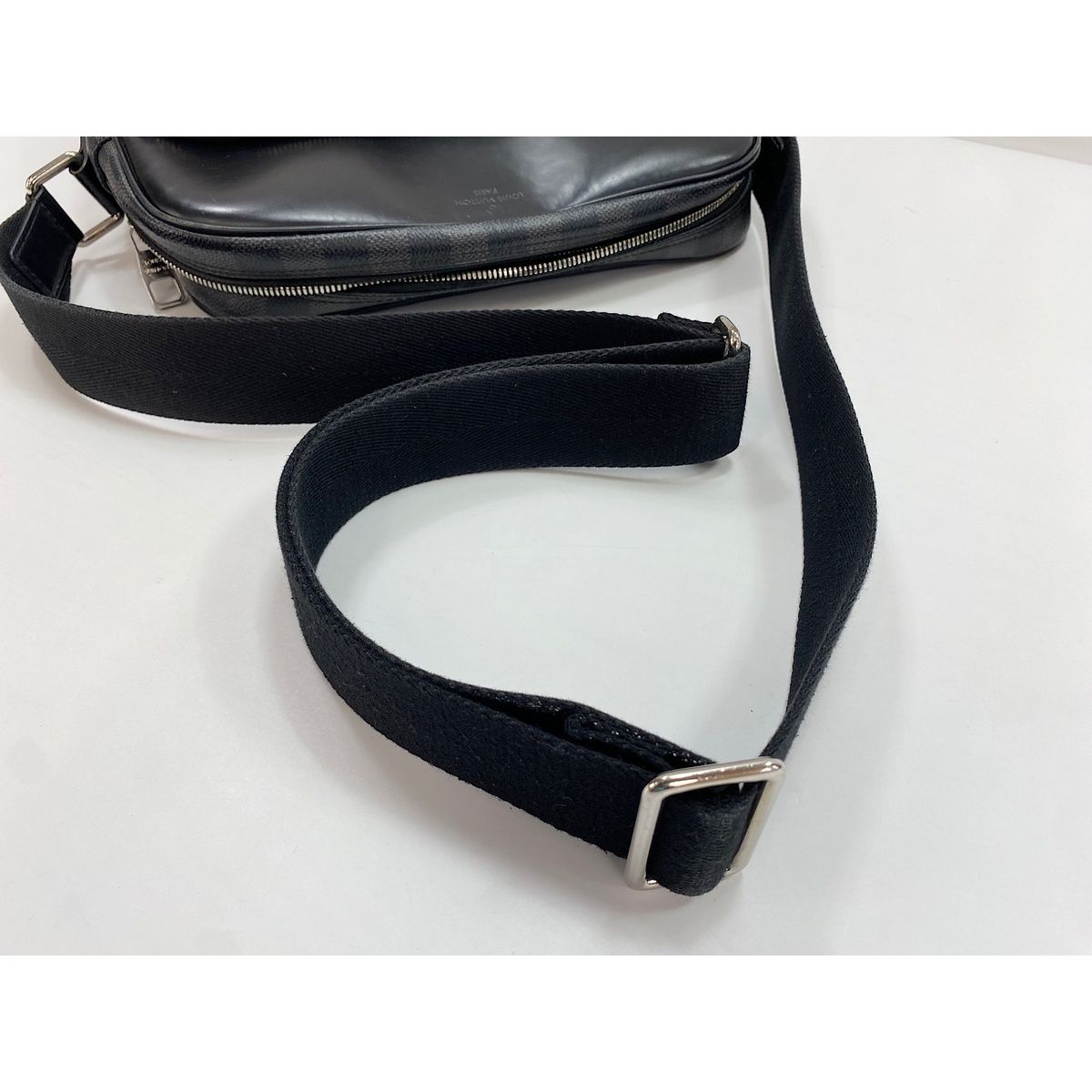Louis Vuitton Shoulder Bag Damier Graphite Dayton PM — view 8