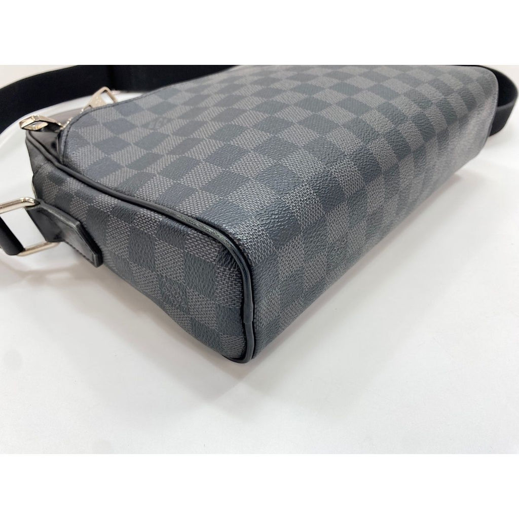 Louis Vuitton Shoulder Bag Damier Graphite Dayton PM — view 6