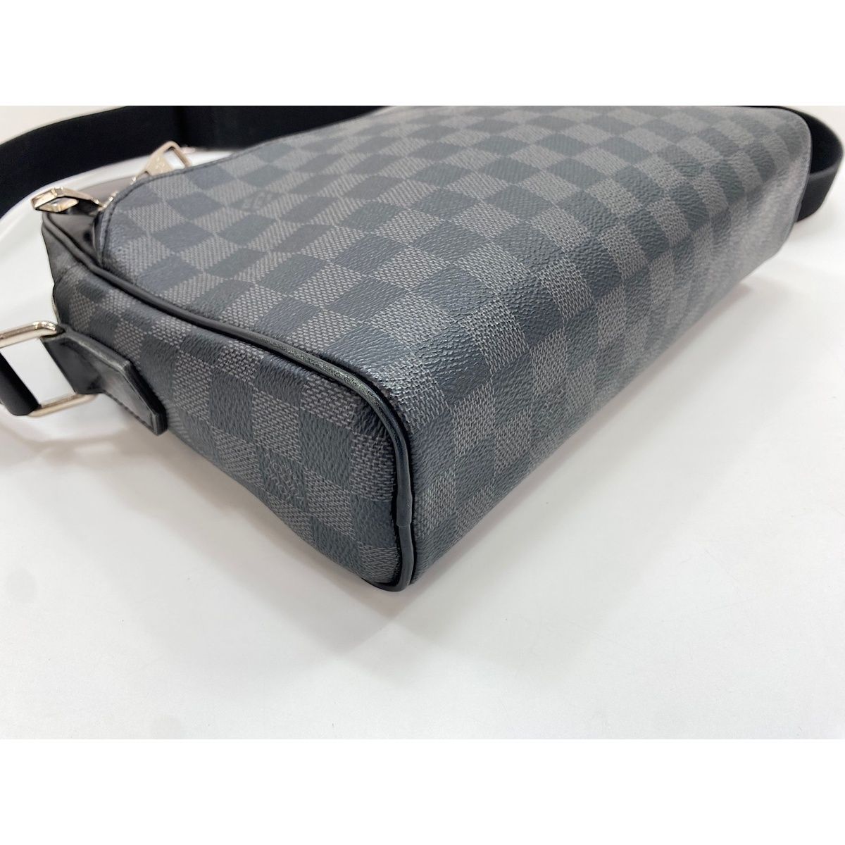 Louis Vuitton Shoulder Bag Damier Graphite Dayton PM — view 6