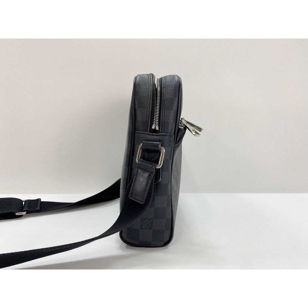 Louis Vuitton Shoulder Bag Damier Graphite Dayton PM — view 4