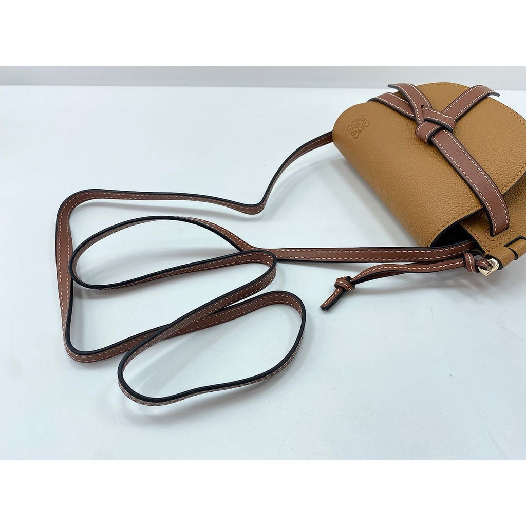 Loewe Shoulder Bag Leather Gate Mini — view 8