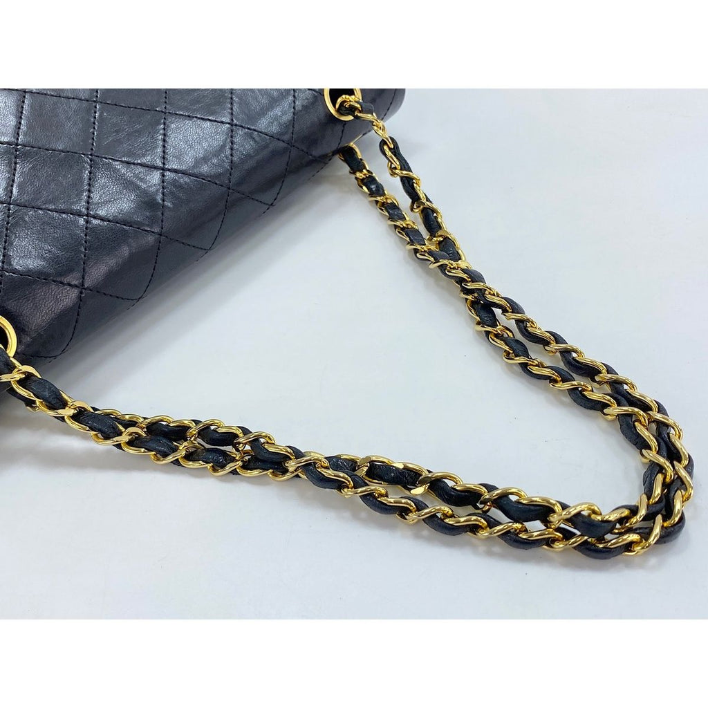 Chanel Shoulder Bag Lambskin Quilted 25 — view 7