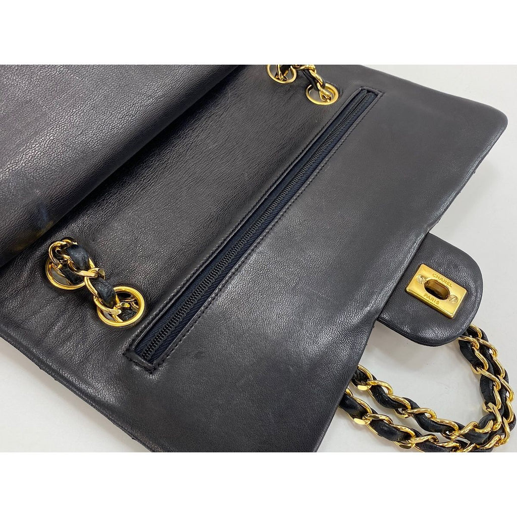 Chanel Shoulder Bag Lambskin Quilted 25 — view 8