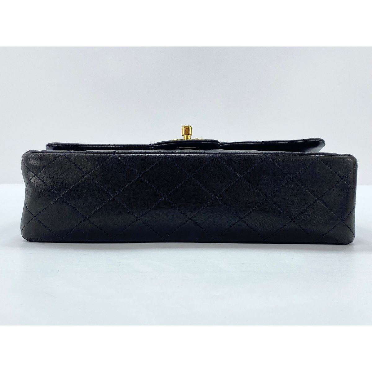 Chanel Shoulder Bag Lambskin Quilted 25 — view 6