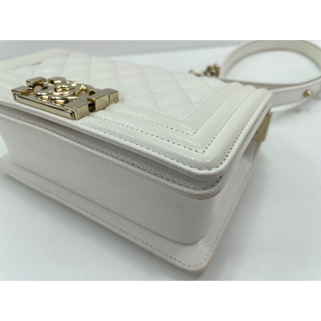 Chanel Shoulder Bag Caviar Leather Boy Small — view 6