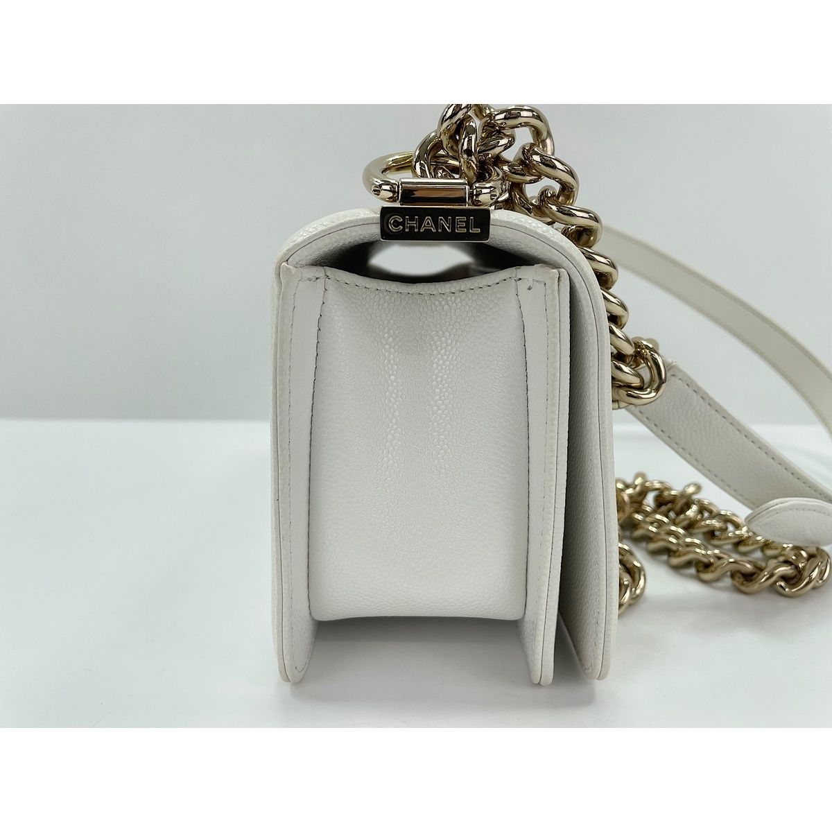 Chanel Shoulder Bag Caviar Leather Boy Small — view 5