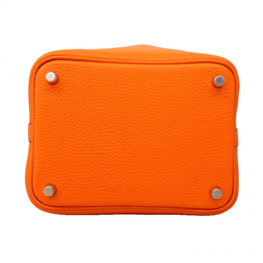 Hermes Handbag Picotin Lock Eclat PM Taurillon Clemence Swift Orange Minyan — view 3