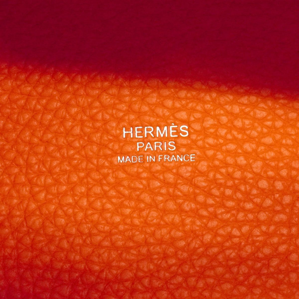 Hermes Handbag Picotin Lock Eclat PM Taurillon Clemence Swift Orange Minyan — view 5