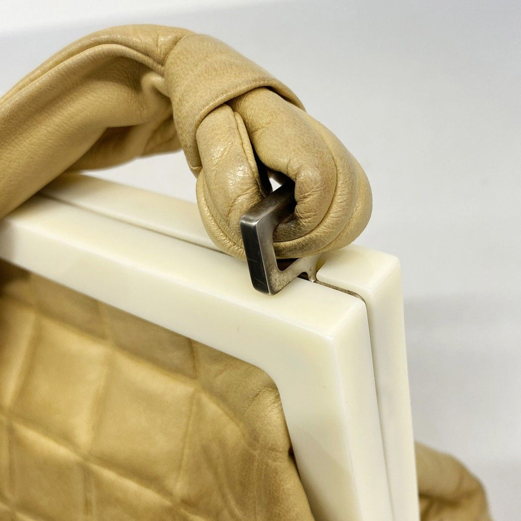 Chanel Shoulder Bag Choco Bar Lambskin Beige Silver — view 7