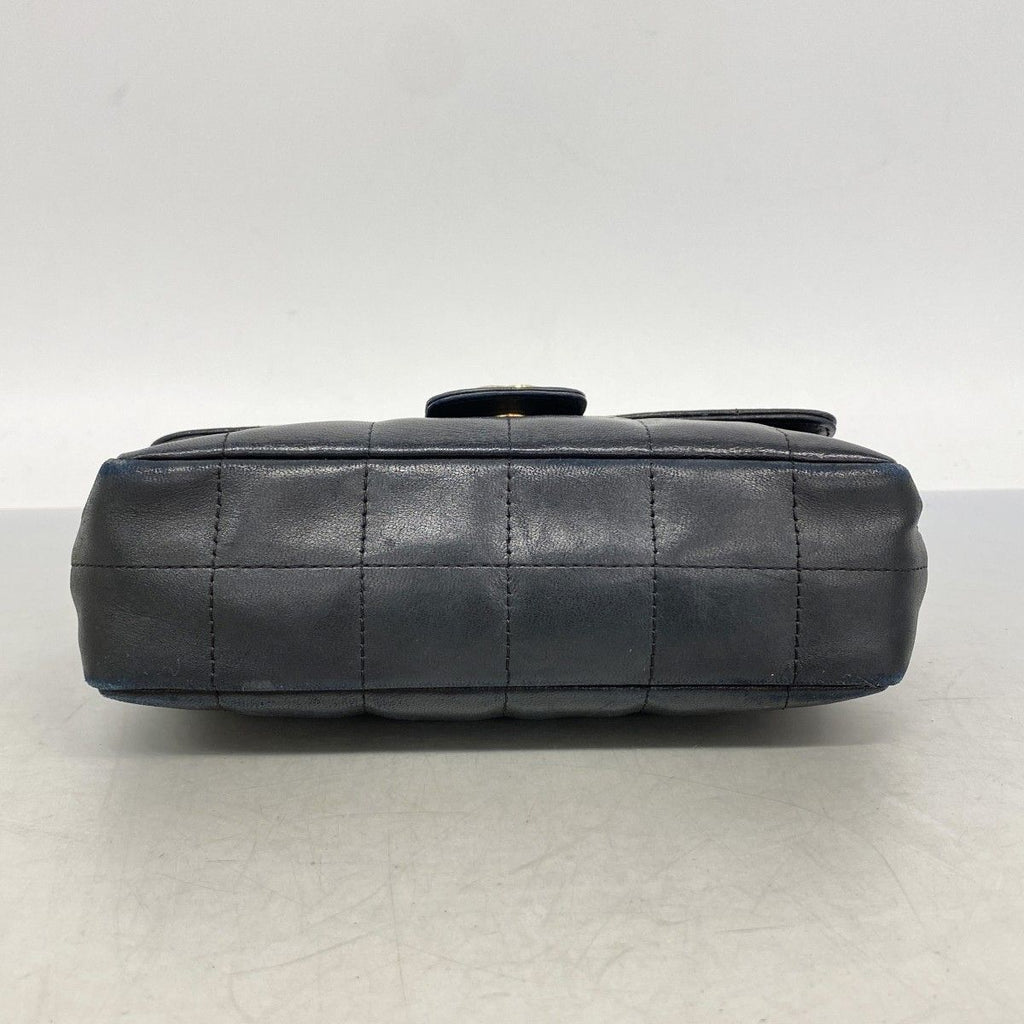 Chanel Shoulder Bag Choco Bar Lambskin Black Gold — view 3