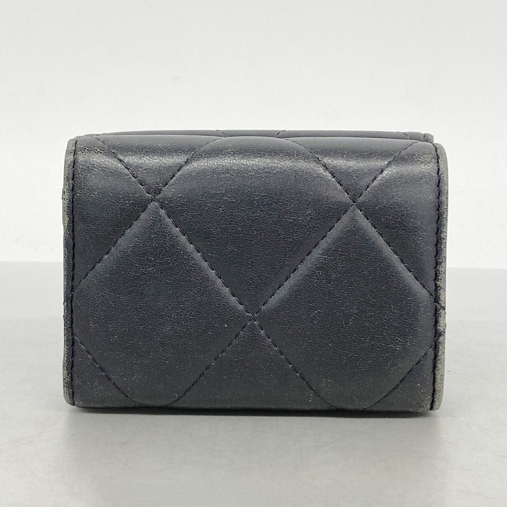 Chanel Trifold Wallet 19 Lambskin Gray Gold — view 8