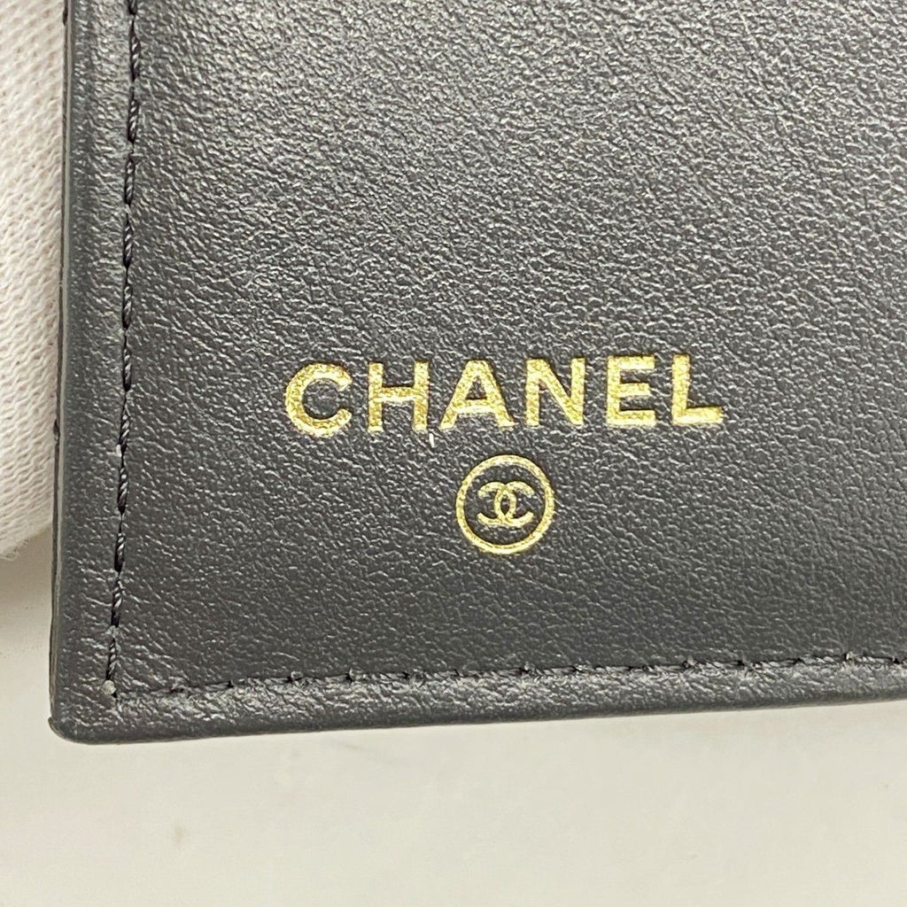 Chanel Trifold Wallet 19 Lambskin Gray Gold — view 4