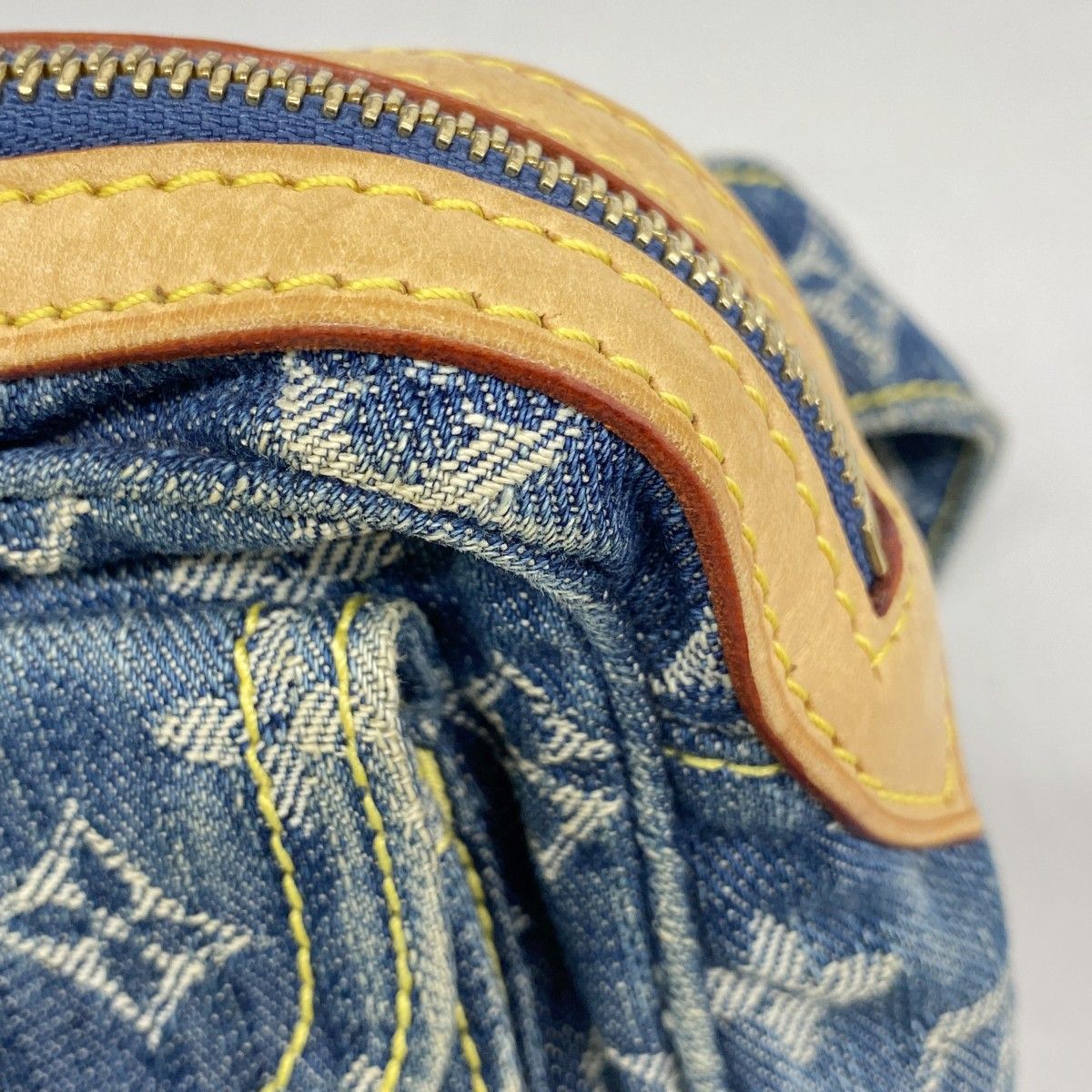Louis Vuitton Belt Bag Monogram Denim Blue — view 7