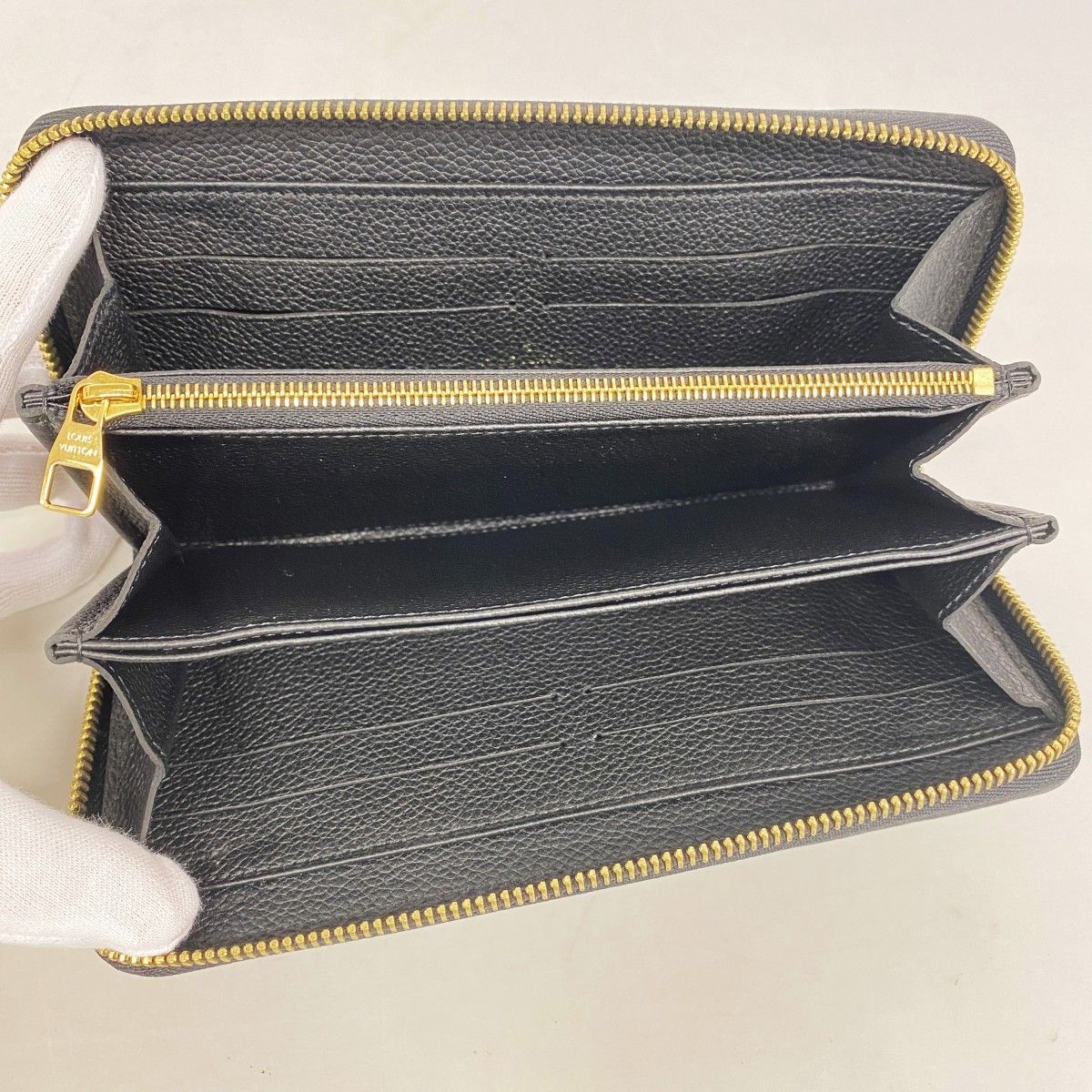 Louis Vuitton Wallet Monogram Empreinte Zippy Noir — view 3
