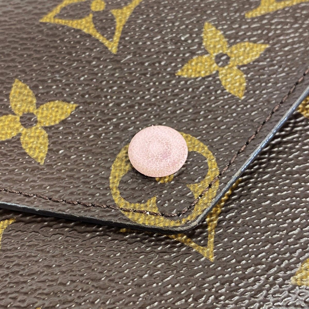 Louis Vuitton Trifold Wallet Monogram Portefeuille Victorine Rose Ballerine — view 9