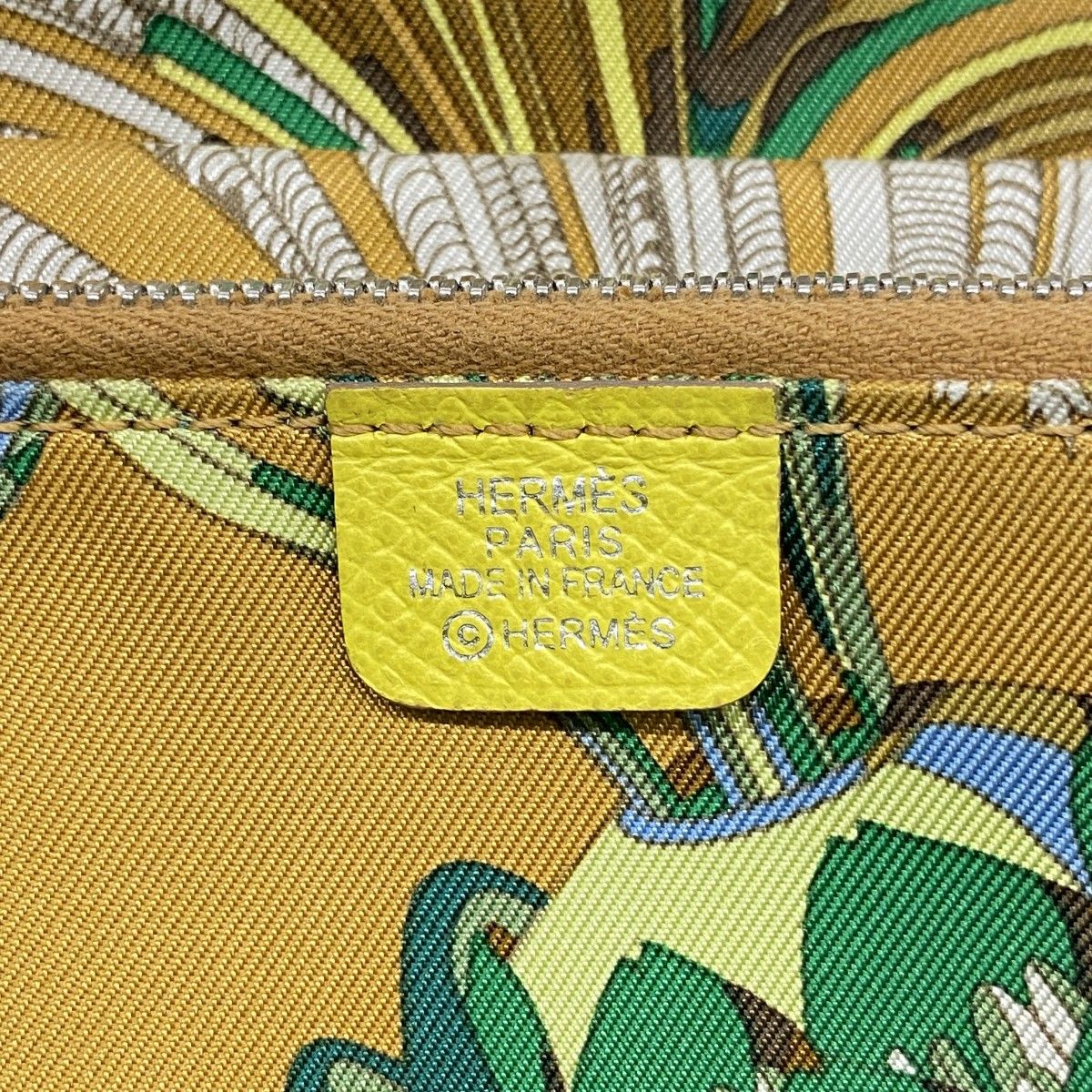 Hermes Wallet Azap Long Silk in Veau Lime Silver — view 4