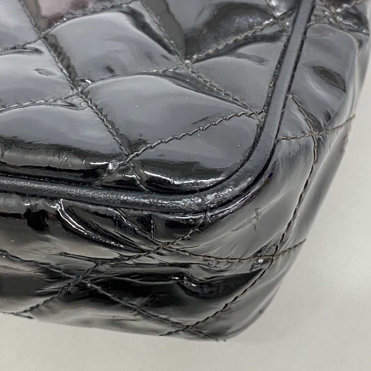 Chanel Shoulder Bag Quilted Patent Leather Black Gold — view 6