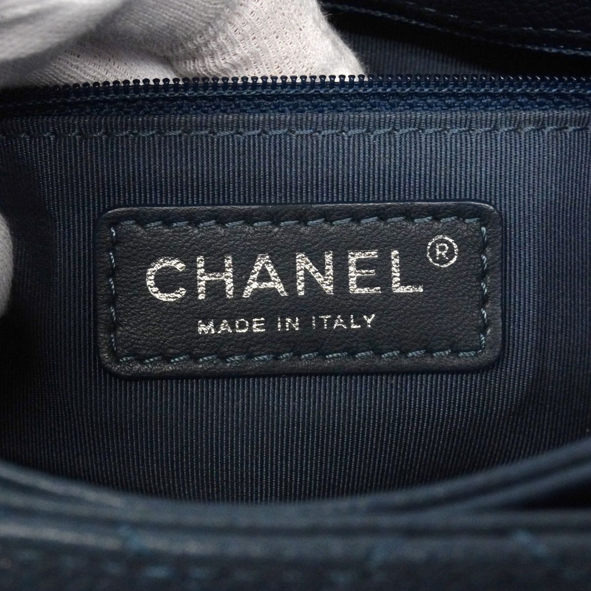 Chanel Shoulder Bag Quilted Caviar Leather Blue Silver — view 5