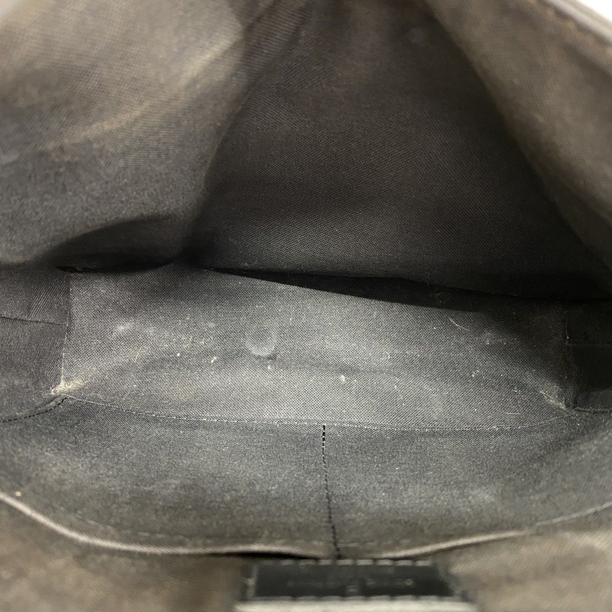 Louis Vuitton Shoulder Bag Damier Graphite District PM Gray — view 4