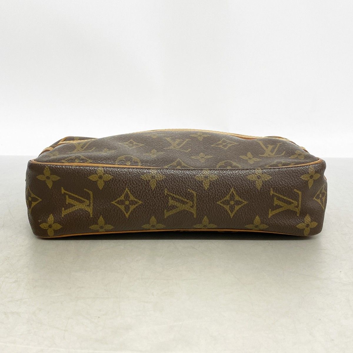 Louis Vuitton Clutch Monogram Compiegne 23 Brown — view 3