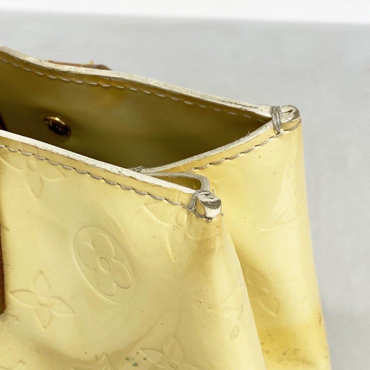 Louis Vuitton Handbag Vernis Reed PM Loulou — view 7