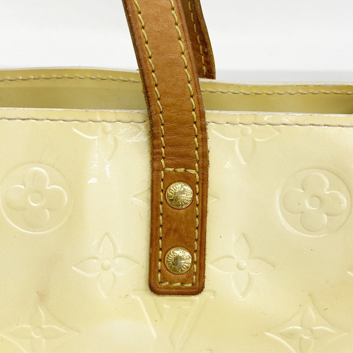 Louis Vuitton Handbag Vernis Reed PM Loulou — view 8