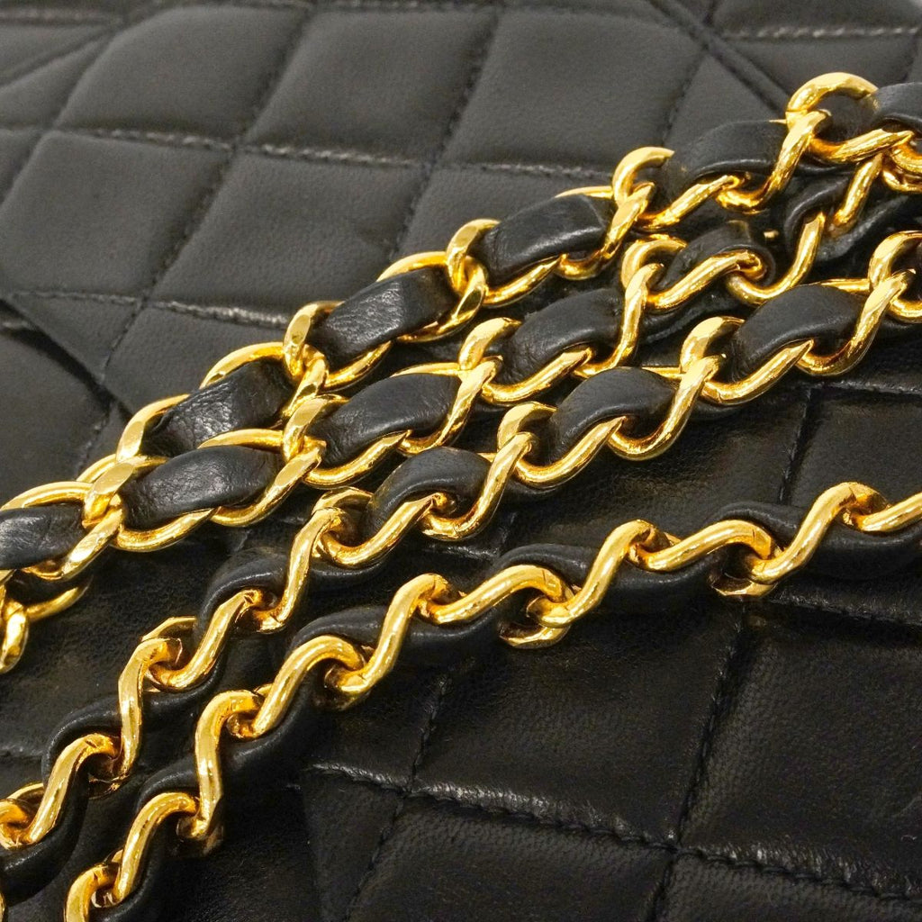 Chanel Shoulder Bag Quilted Lambskin Black Gold — view 8