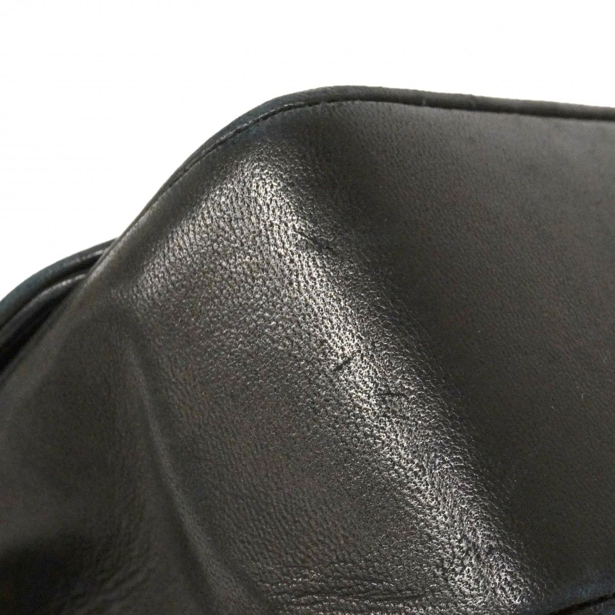 Chanel Shoulder Bag Diana Lambskin Black Gold — view 9