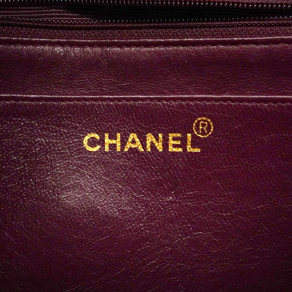 Chanel Shoulder Bag Diana Lambskin Black Gold — view 5