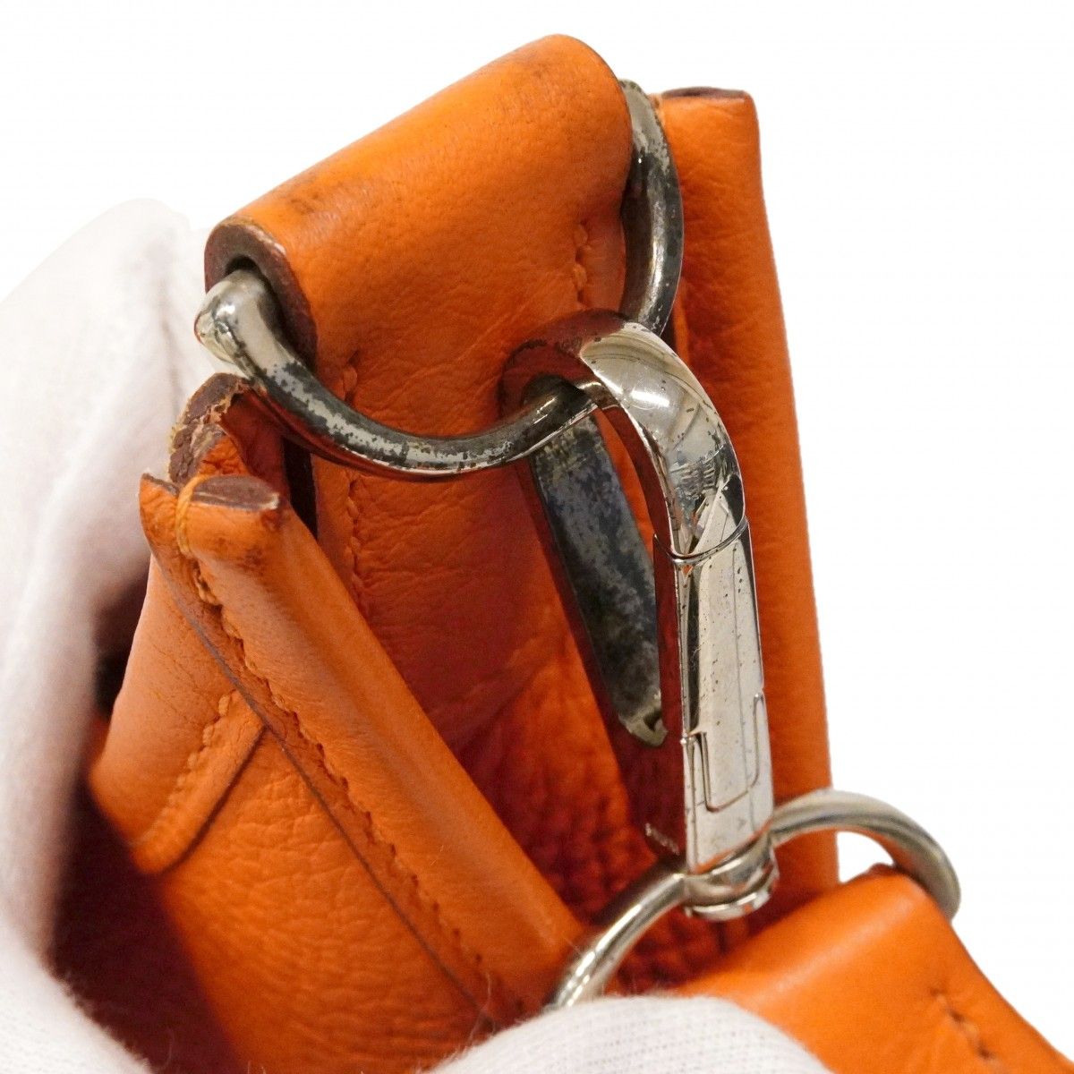 Hermes Shoulder Bag Evelyne Taurillon Clemence Orange Silver — view 9