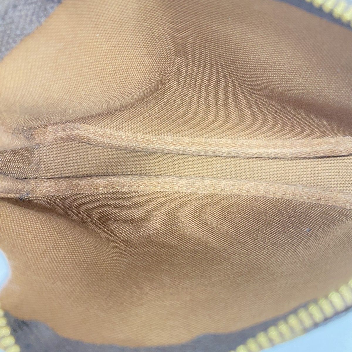 Louis Vuitton Pouch Monogram Mini Pochette Brown — view 4
