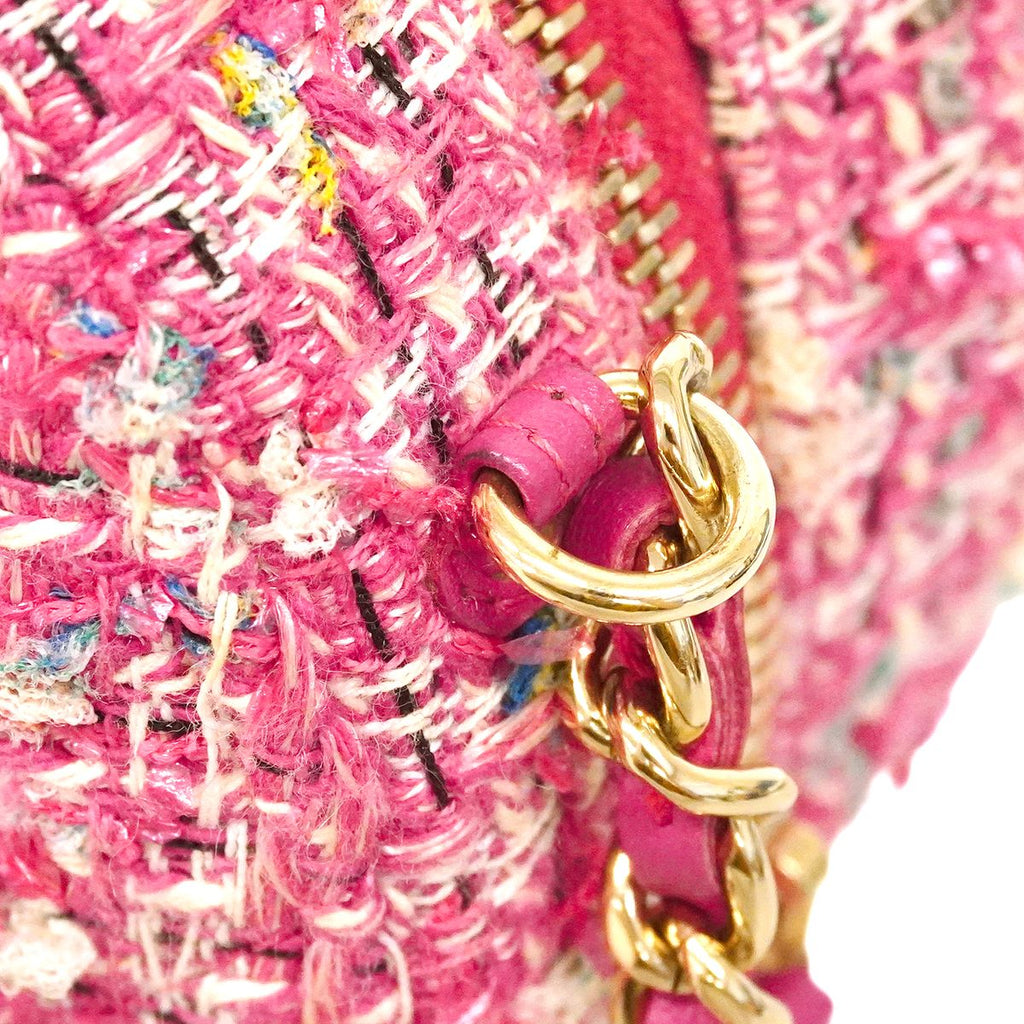 Chanel Shoulder Bag Quilted Tweed Pink Champagne Gold — view 8