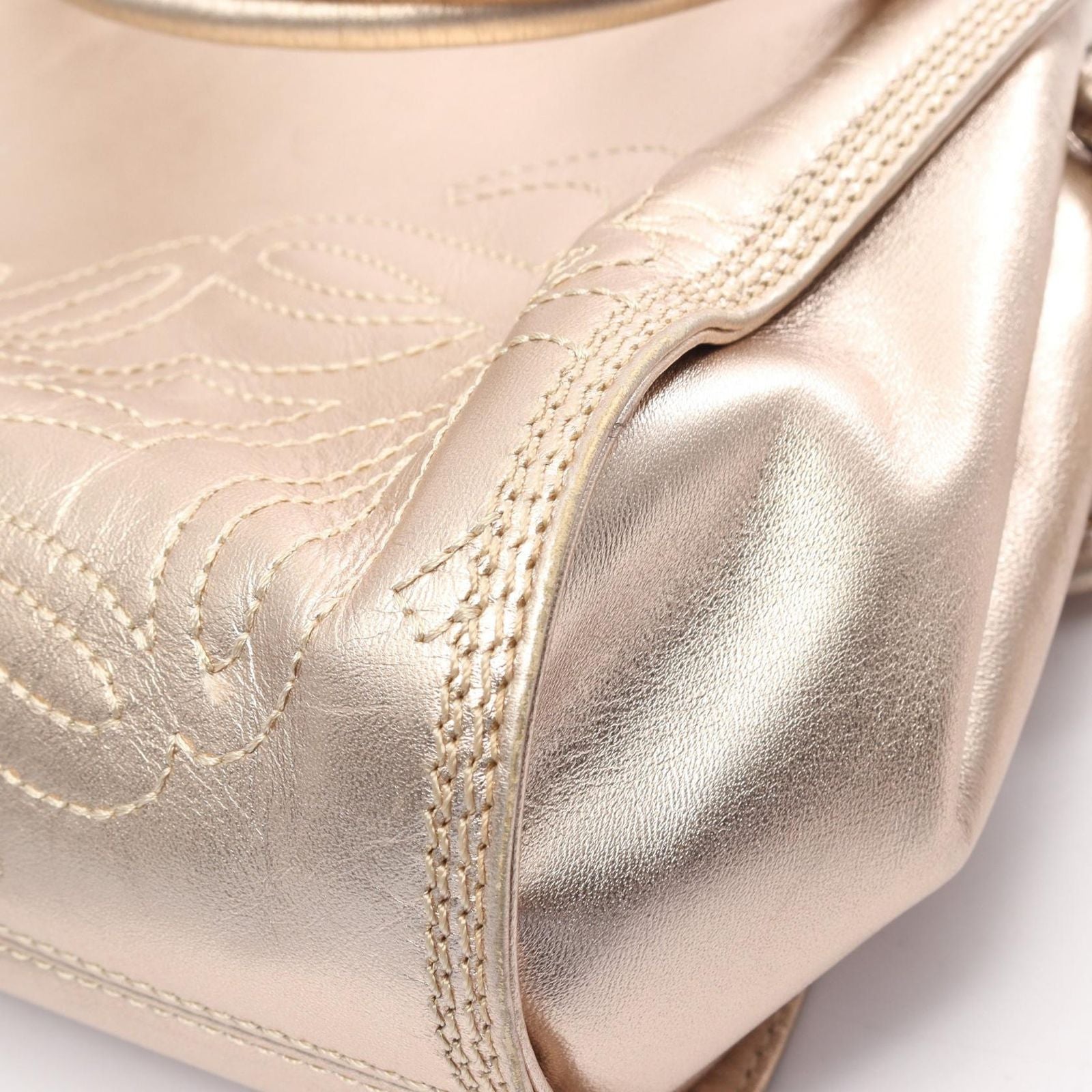 Loewe Handbag Anagram Gold Leather — view 7
