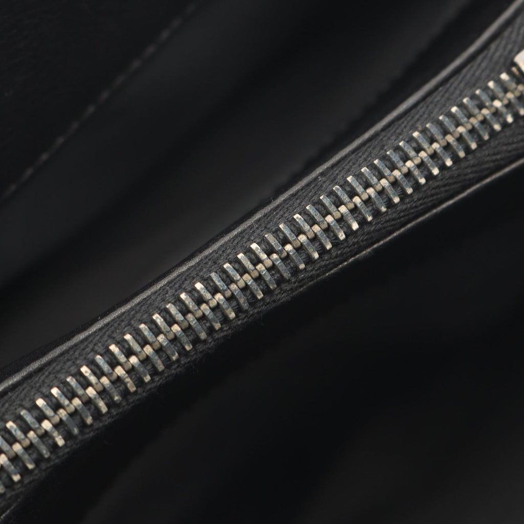 Chanel Handbag CC Logo Black Lambskin Chain — view 6