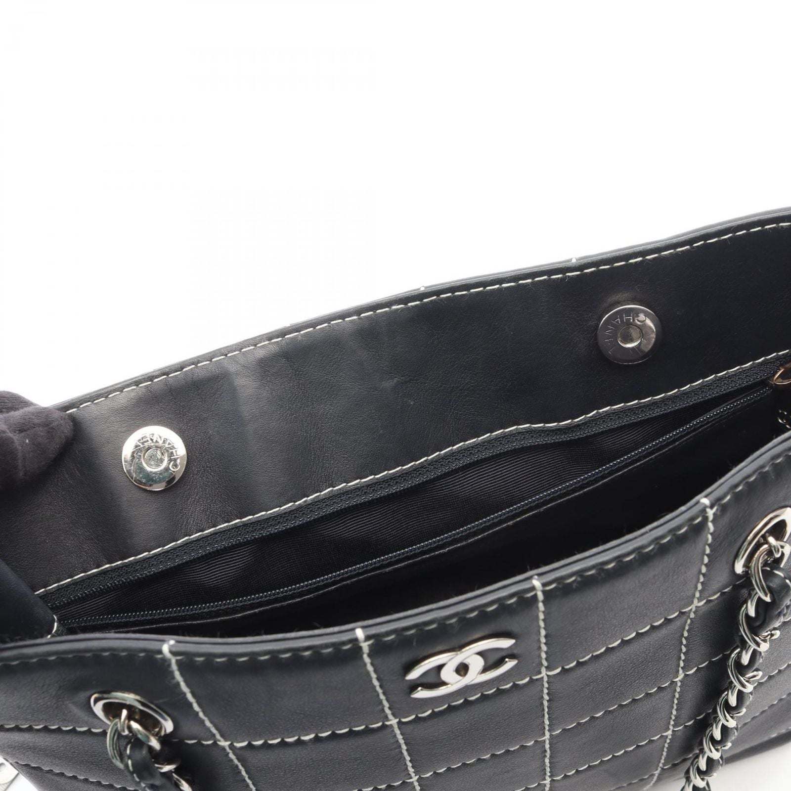 Chanel Tote Bag Choco Bar Navy Leather Bar Chain