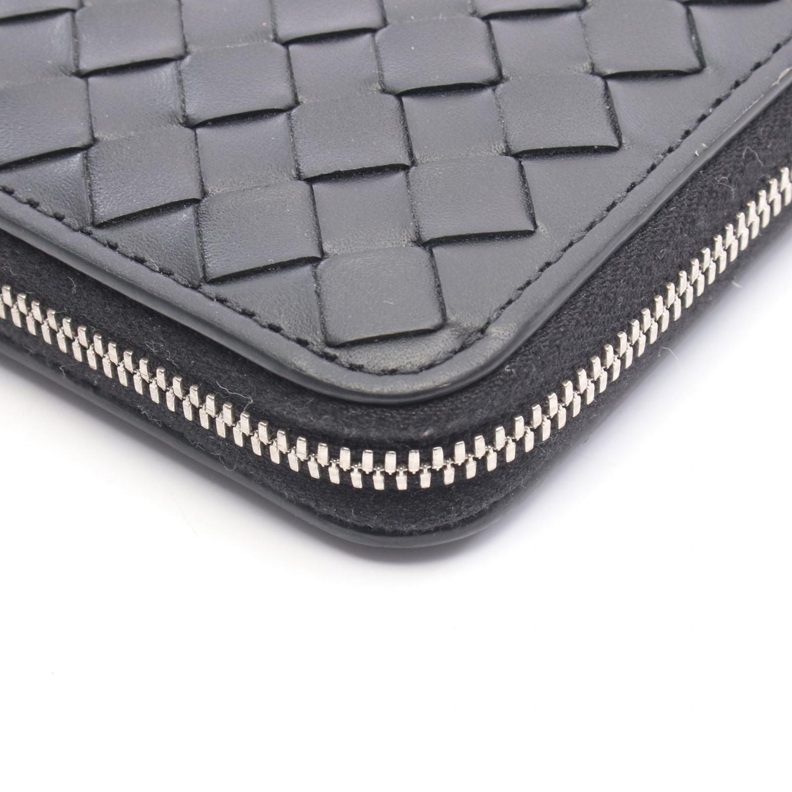 Bottega Veneta Round Wallet Intrecciato Piccolo Zip Around Black Leather — view 8