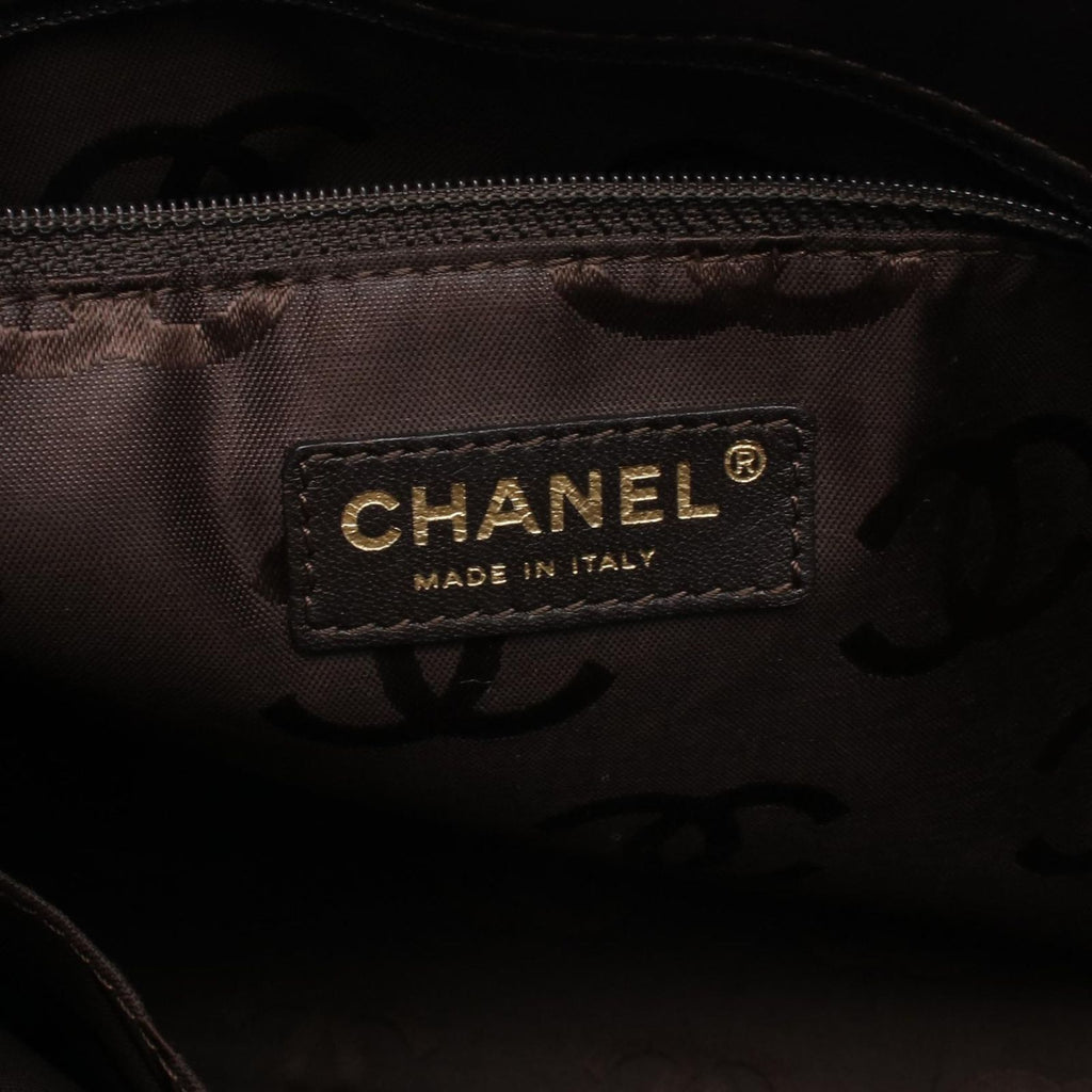 Chanel Tote Wild Stitch Dark Brown Leather — view 4